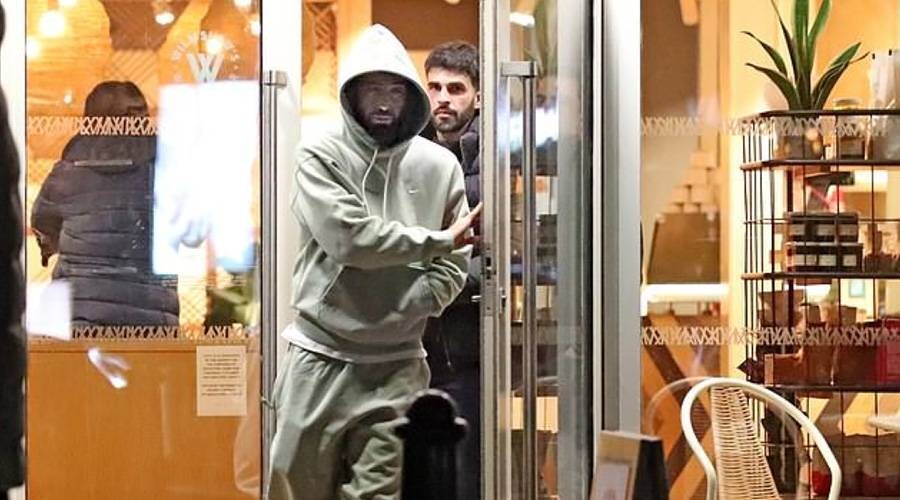 Bruno Fernandes on His Role as Captain and Working with Amorim at Manchester United