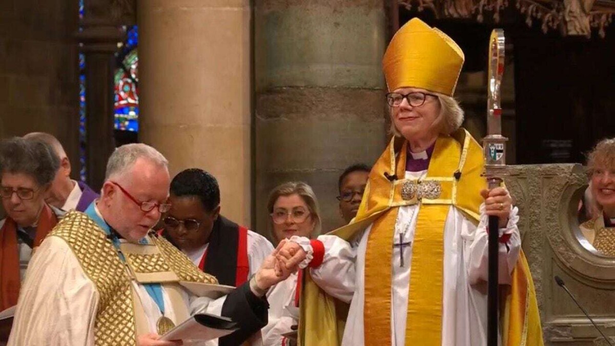 萨拉·穆拉利成为首位坎特伯雷女性大主教