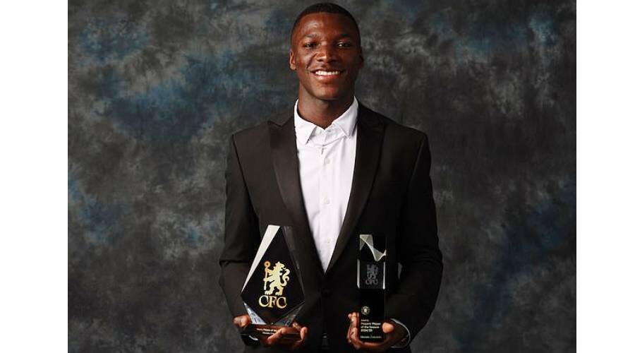 Chelsea Hosts Season Awards Ceremony