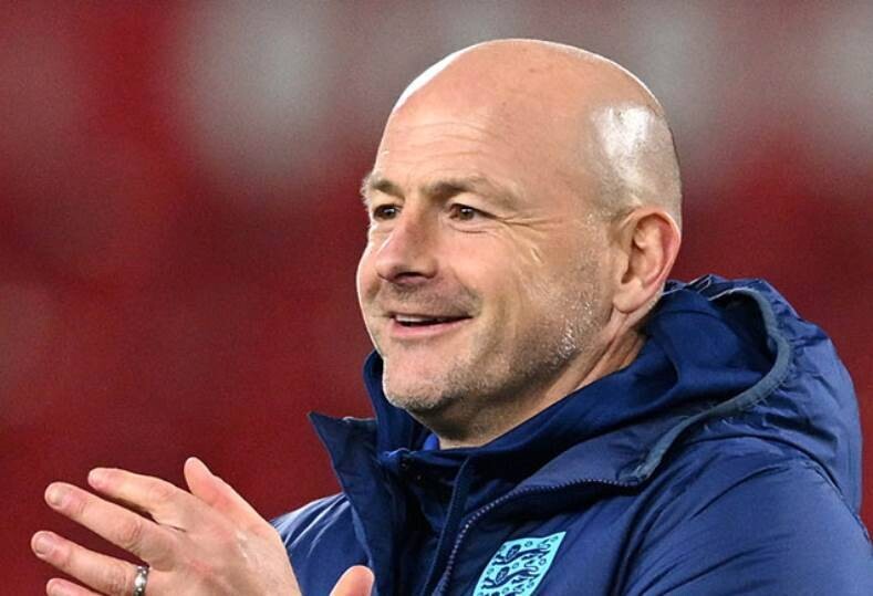 Ли Карсли временно стал тренером сборной Англии U21