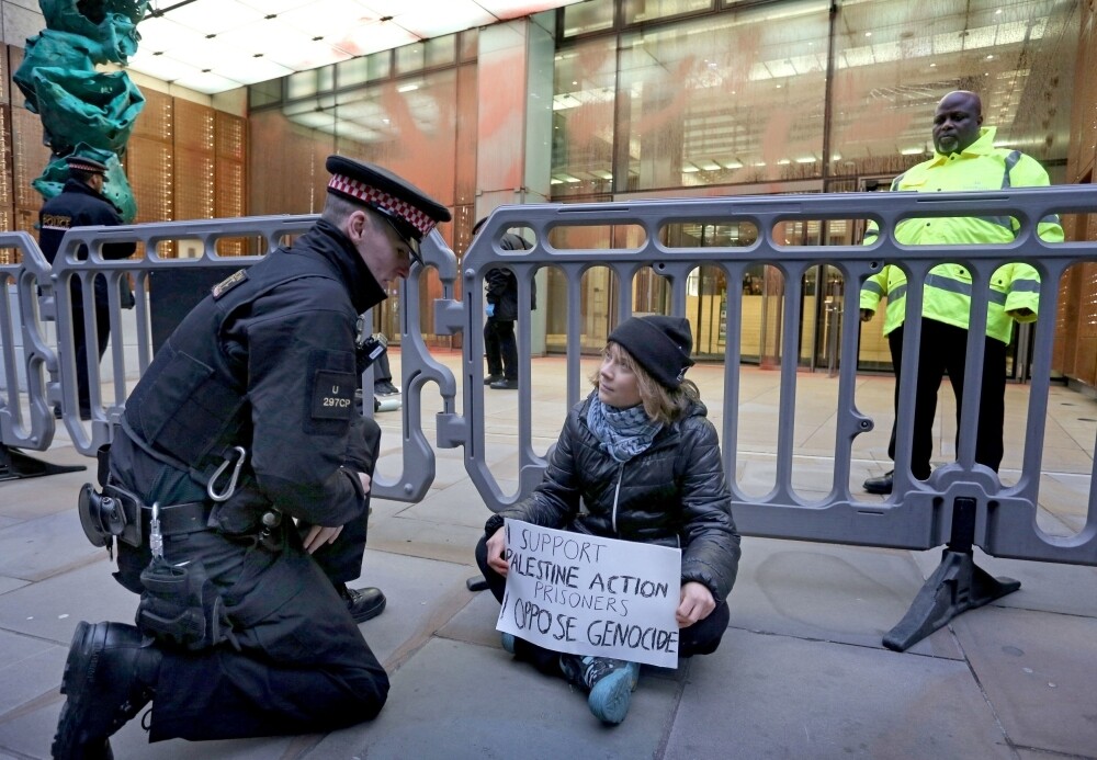 Greta Thunberg detained in London at rally for Palestinians