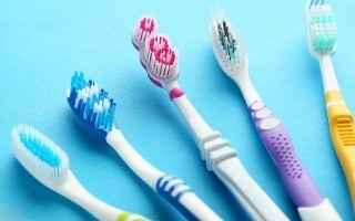 UK Scientist Determines Optimal Time to Change Toothbrush
