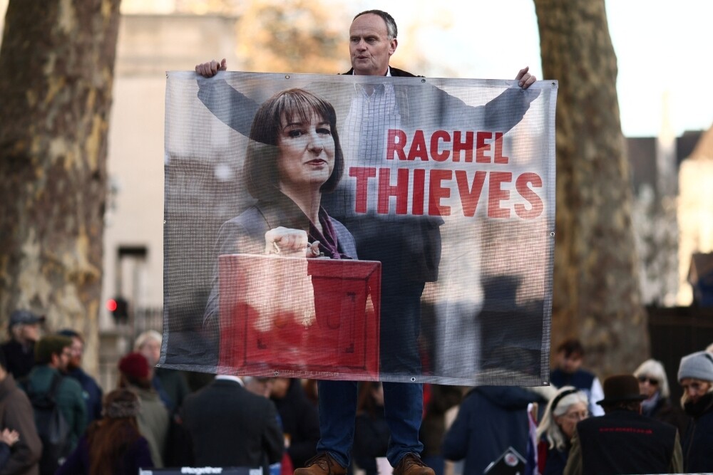 UK Finance Minister presents budget with tax increases