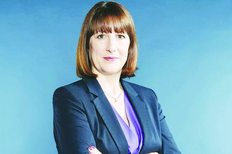 UK Wealth Managers Report Increase in Pension Withdrawals