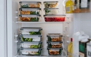 哪些食物不应存放在冰箱中