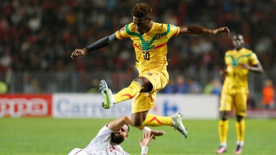 Игрок «Тоттенхэма» попался на использовании запрещенного газа в Лондоне