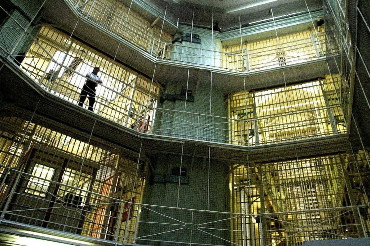 UK Mistakenly Releases 91 Prisoners
