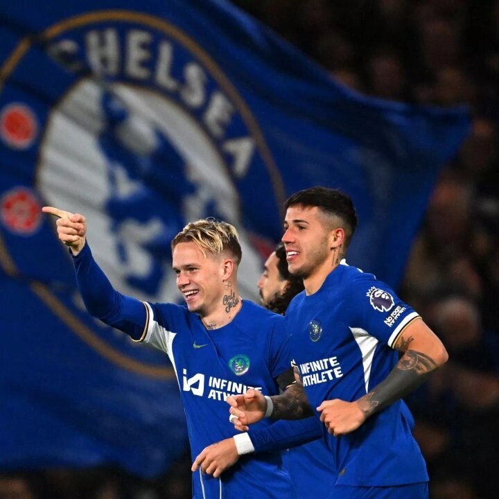 Chelsea Faces West Ham in Premier League Showdown