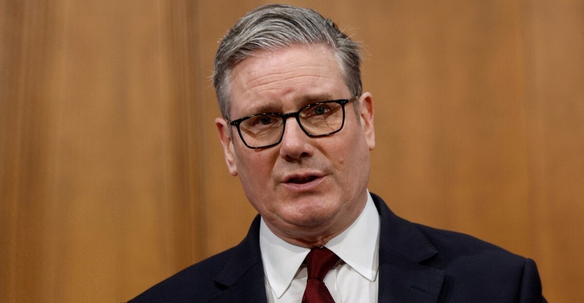 斯塔默讨论伊朗战争经济影响