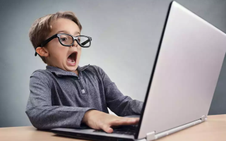 UK: Ban on Social Media for Under-16s