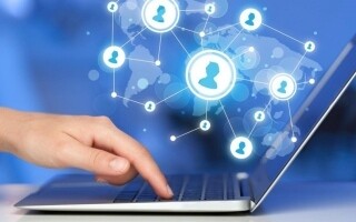 Исследование выявило положительную связь между использованием интернета и удовлетворением жизнью