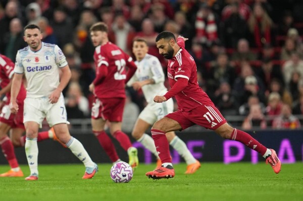 Ливерпуль прервал серию поражений, победив Астон Виллу