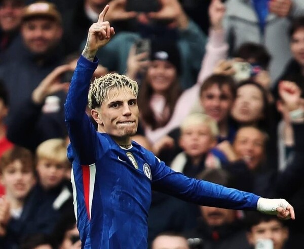 Garnacho Secures First Goal with Chelsea in the Premier