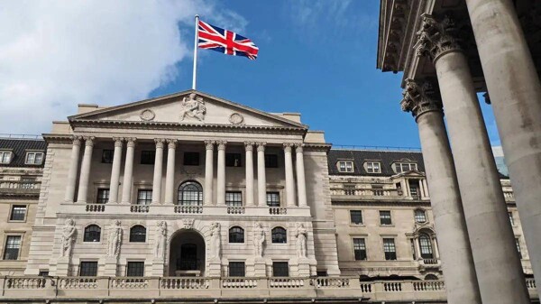 Bank of England Keeps Interest Rates at 3.75%