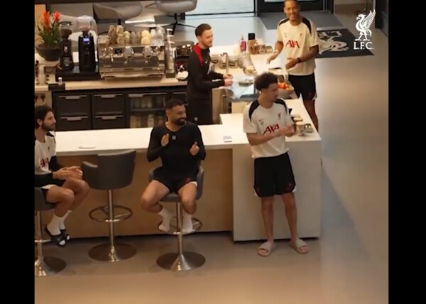 Cody Gakpo Provokes Mohamed Salah