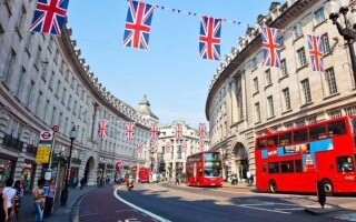 UK Inflation Falls to Lowest Level in a Year