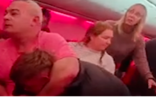 飞机上的斗殴迫使紧急降落在布鲁塞尔