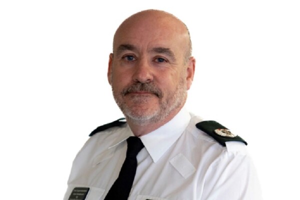 北爱尔兰警察挫败IRA分裂分子对警察局的炸弹袭击