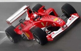 Легендарная Ferrari из победы Шумахера 2002 года будет выставлена на аукцион