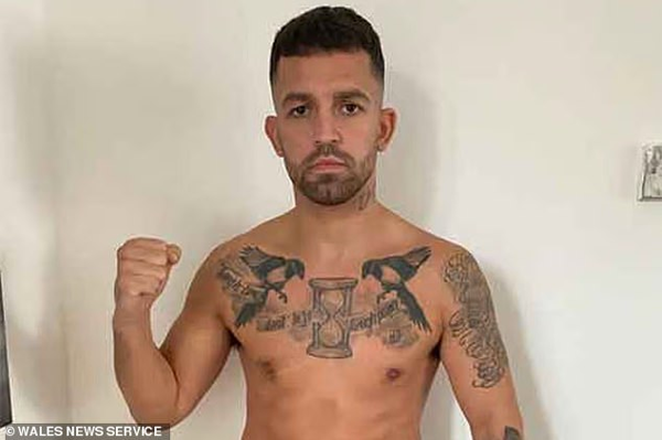 Man Who Faked Illness to Avoid Jail Spotted at Boxing Match