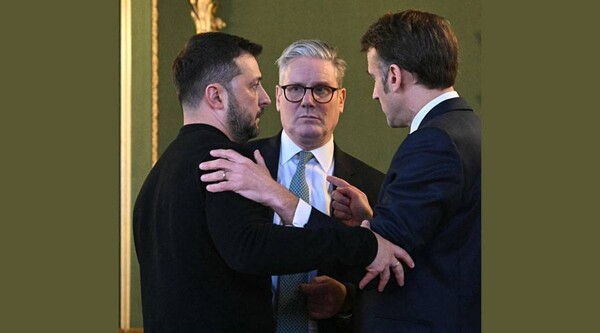 Zelensky Arrives at UK Prime Minister's Residence