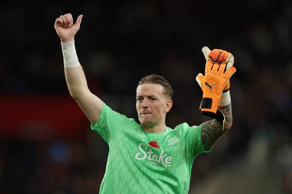 英格兰门花570万英镑购买豪宅