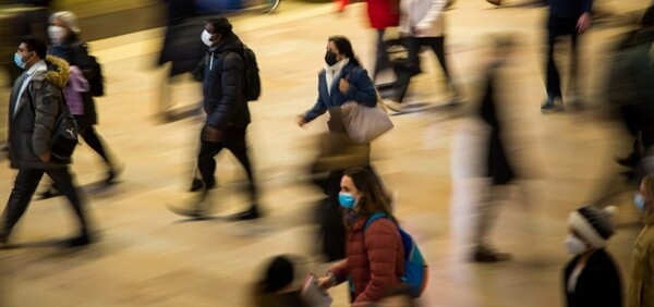 Вспышка гриппа из-за мутации закрывает школы в Великобритании